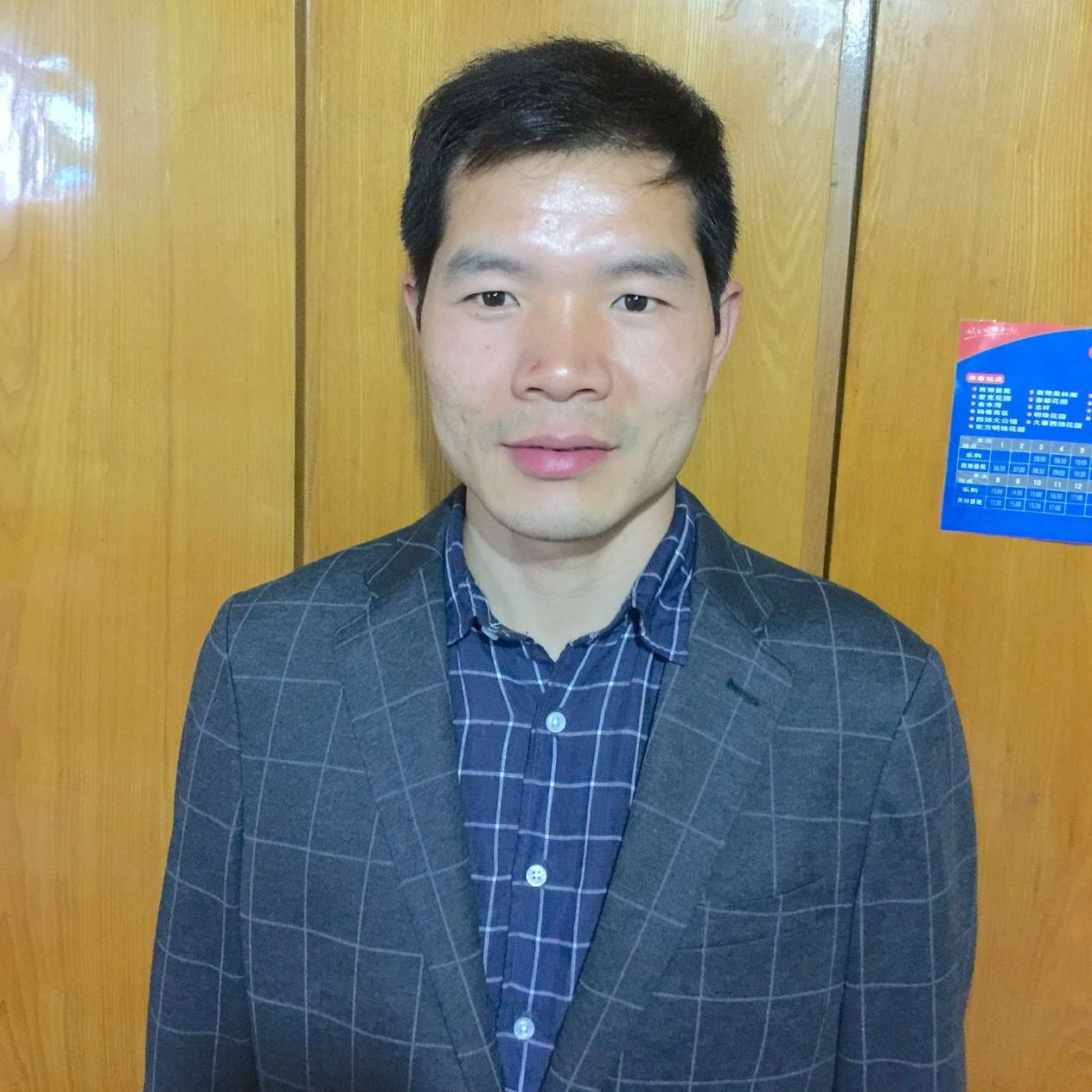 杨浦家教何老师