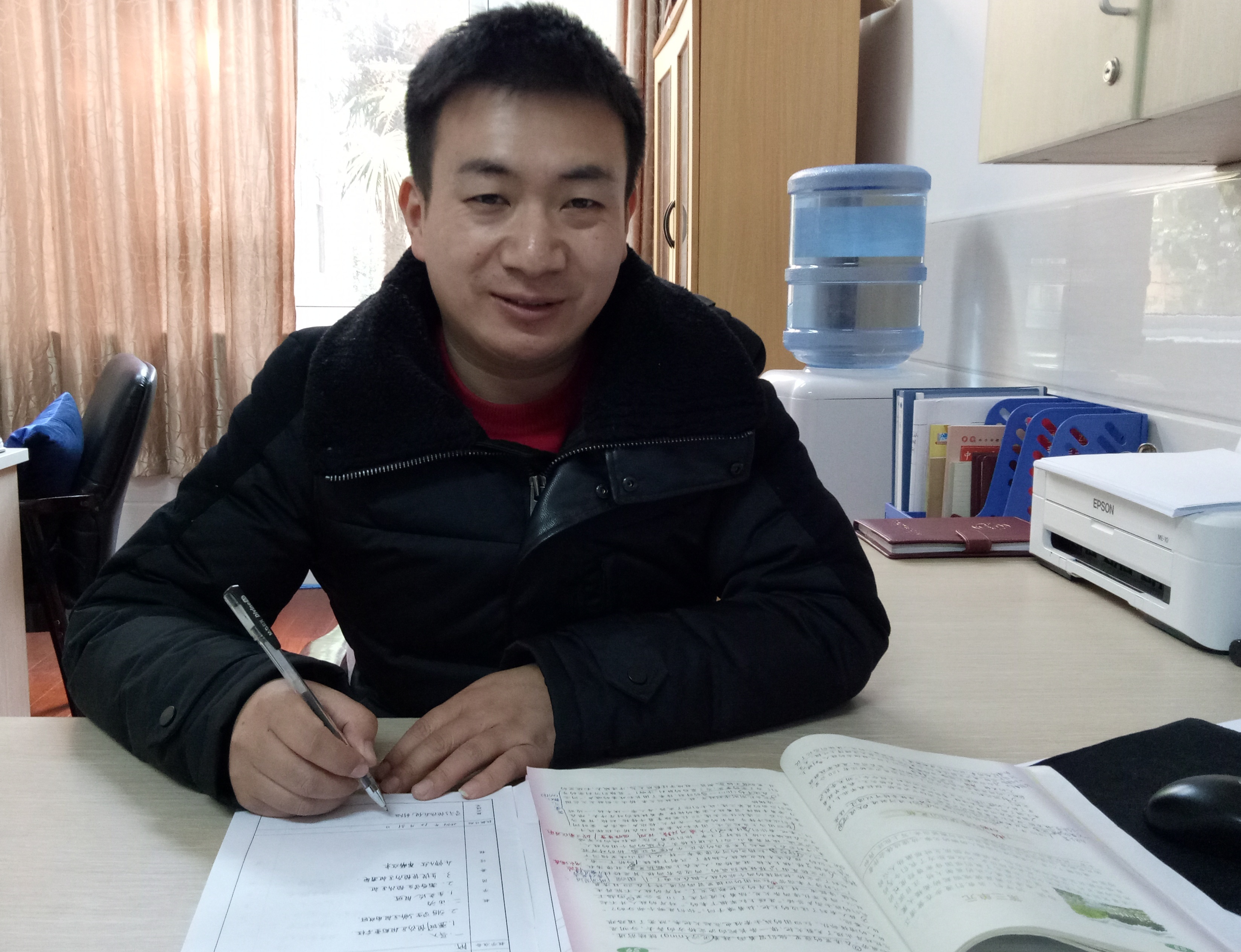 奉贤家教张老师
