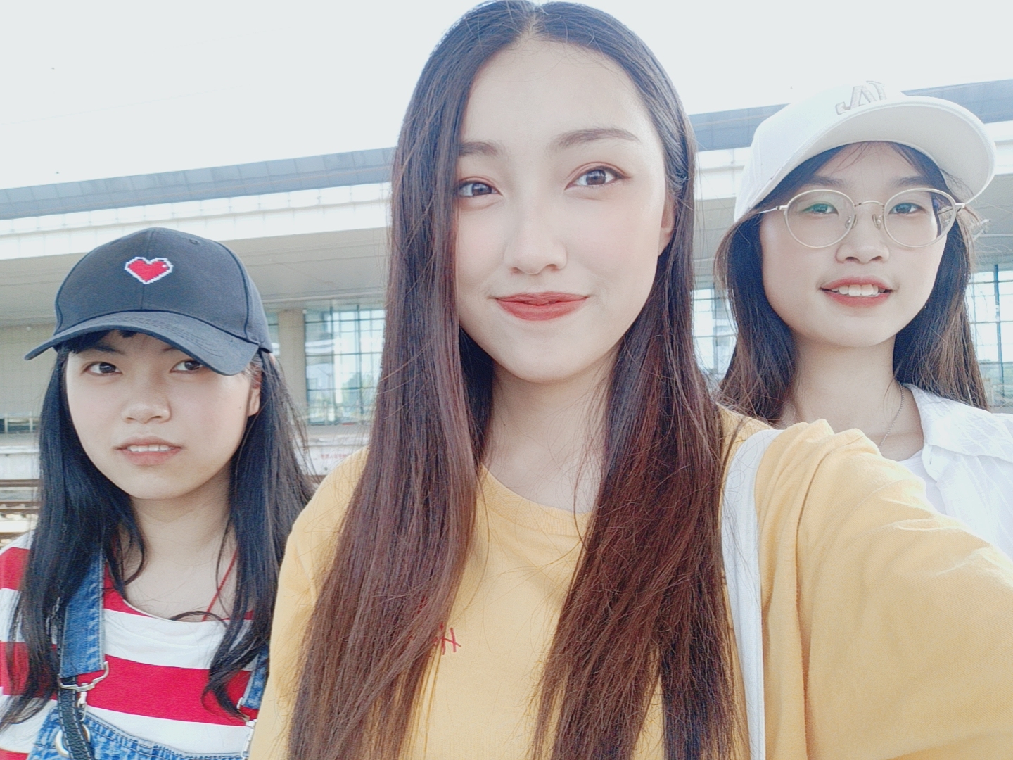 宝山家教黄老师