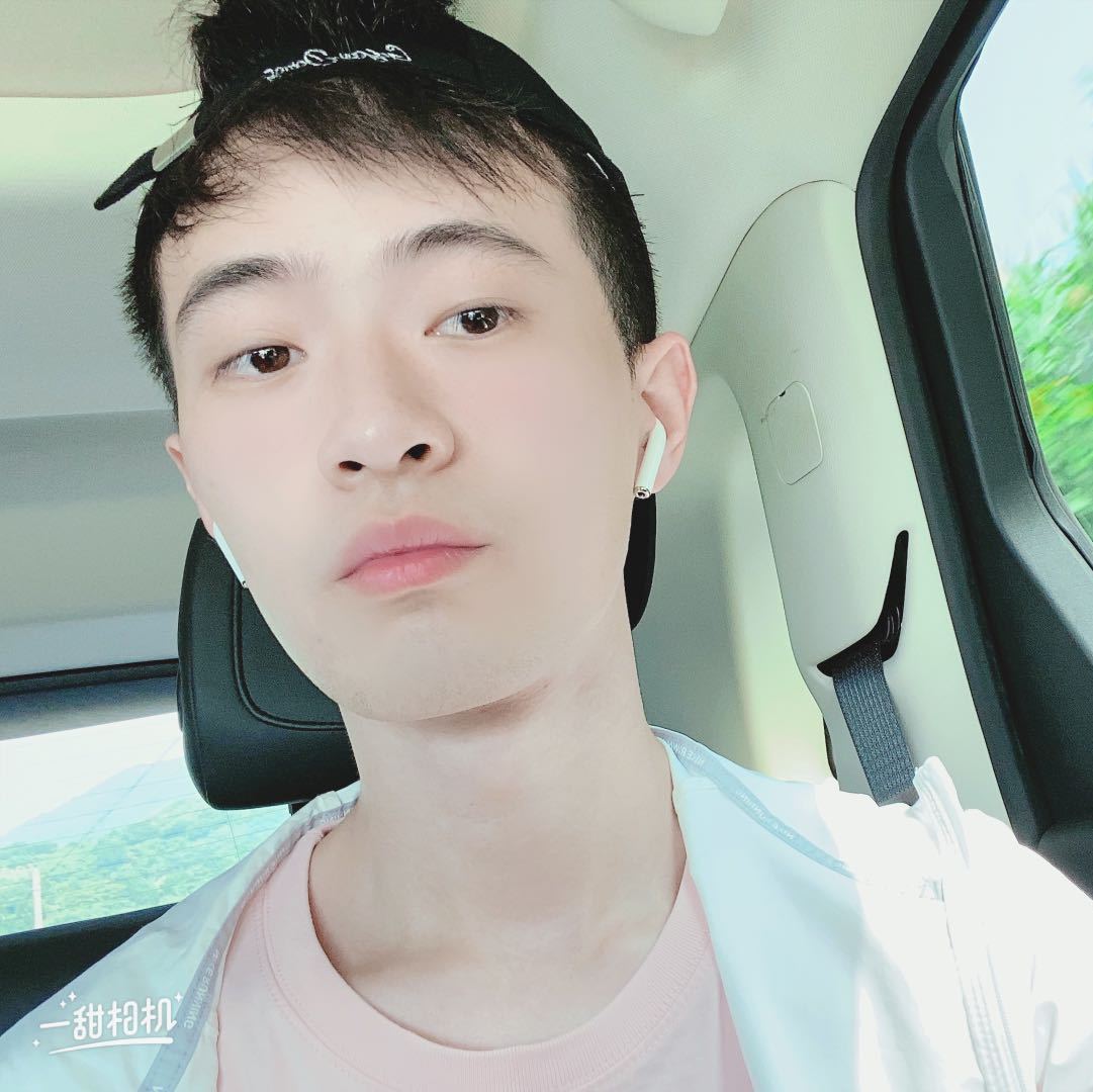 闸北家教戴老师