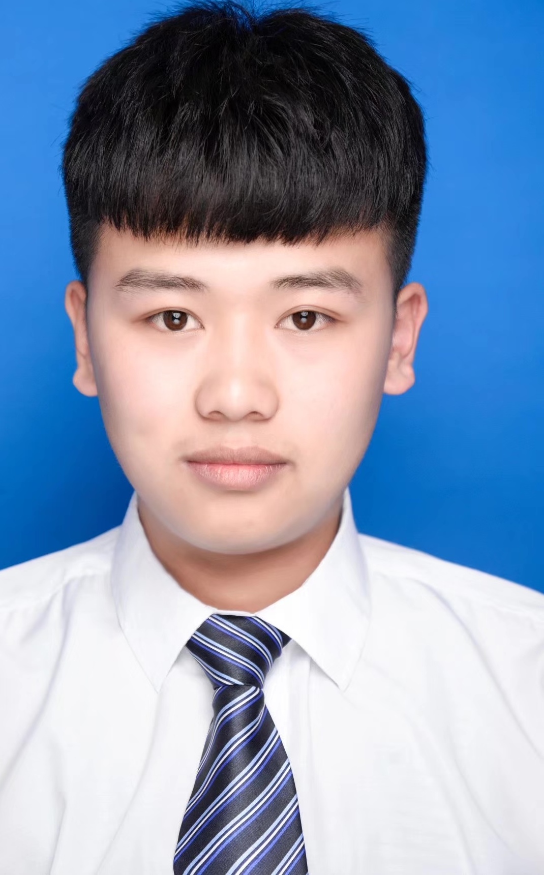 闵行家教郝老师