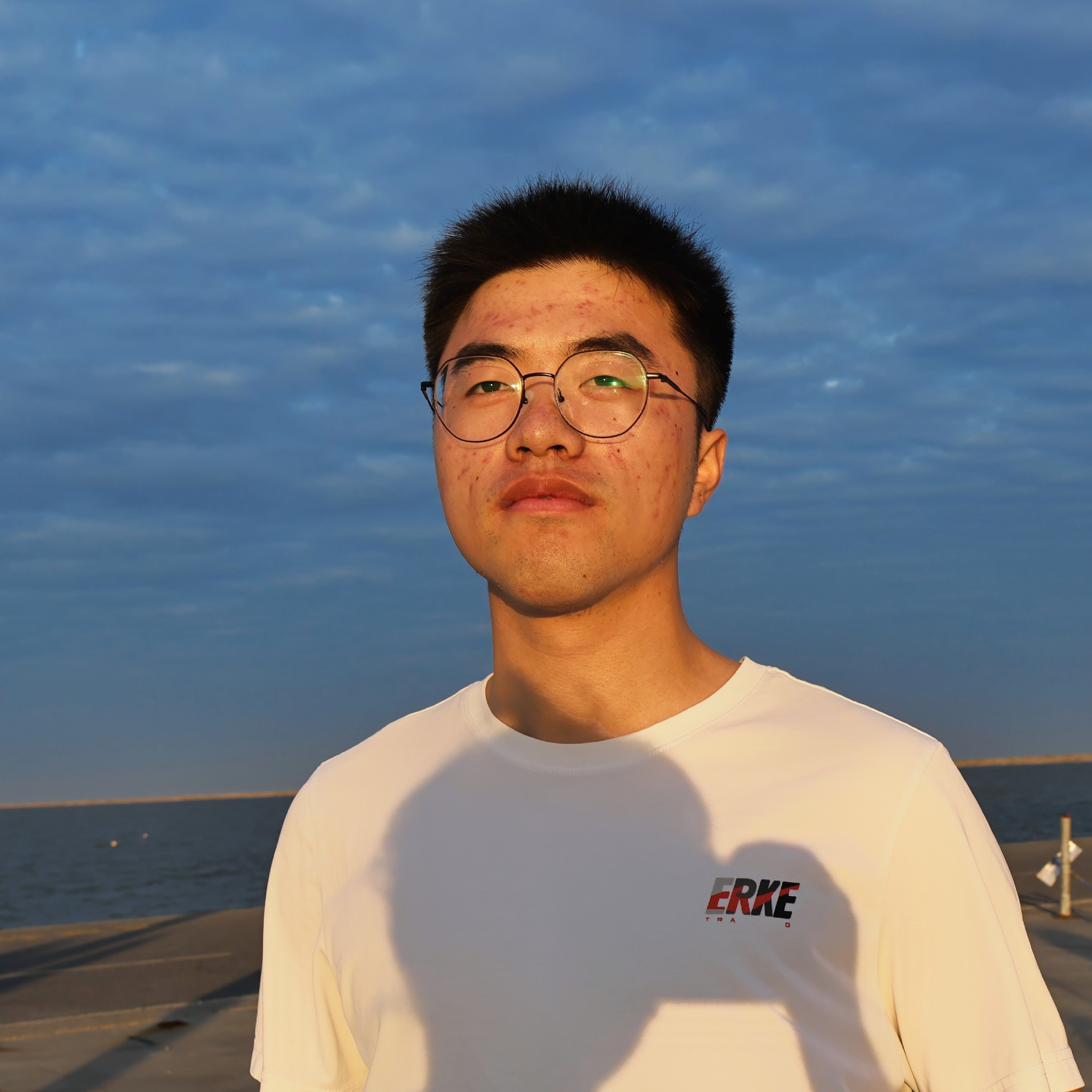 奉贤家教章老师