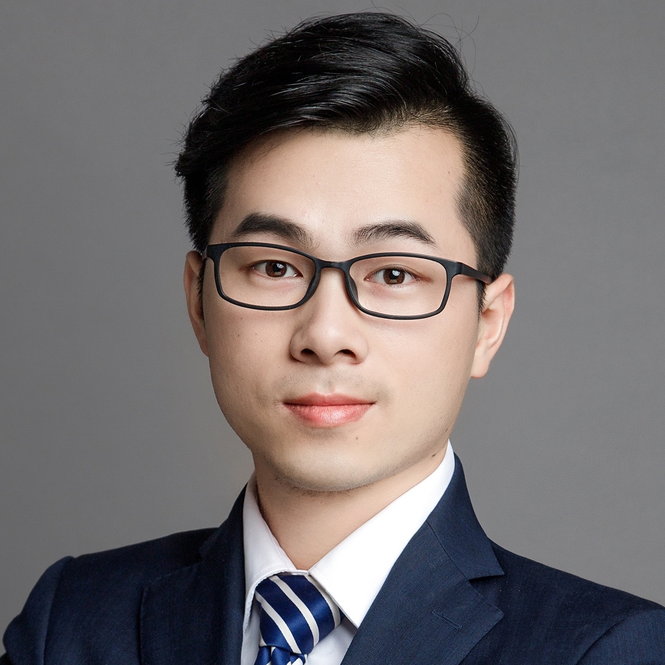 上海家教潘老师