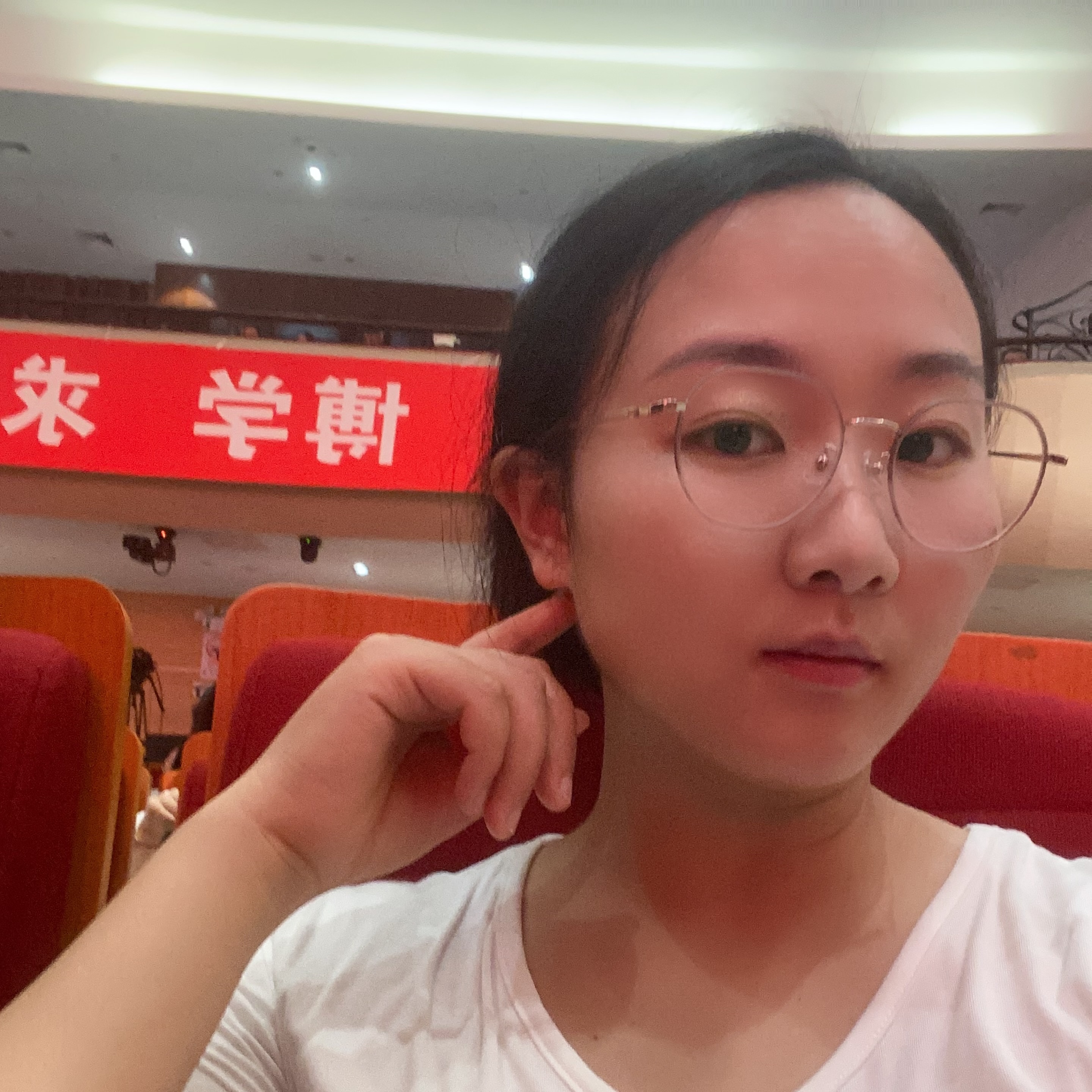 上海家教范老师